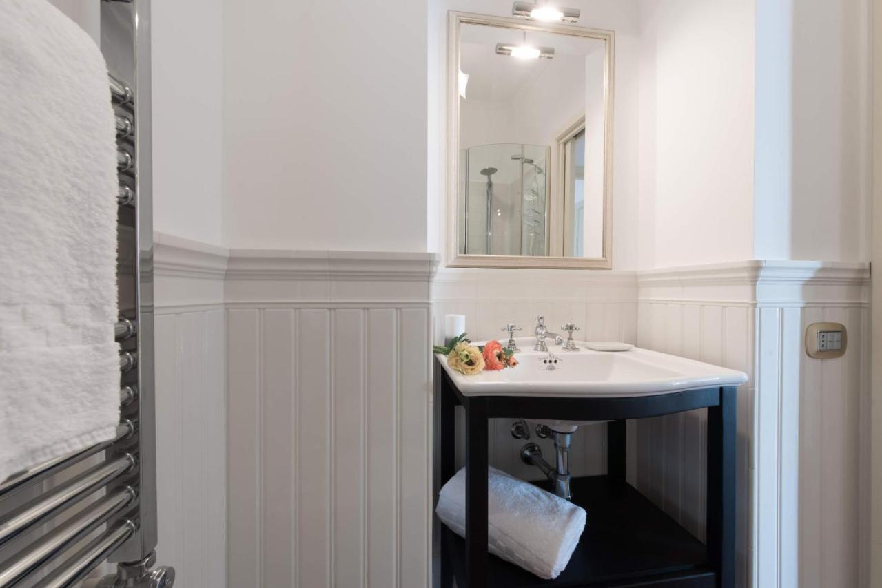 Duomo Seaside Deluxe Apartment By Ortigia Apartments Syracuse Buitenkant foto