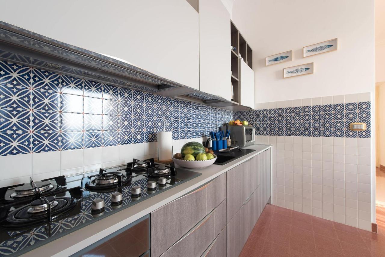 Duomo Seaside Deluxe Apartment By Ortigia Apartments Syracuse Buitenkant foto