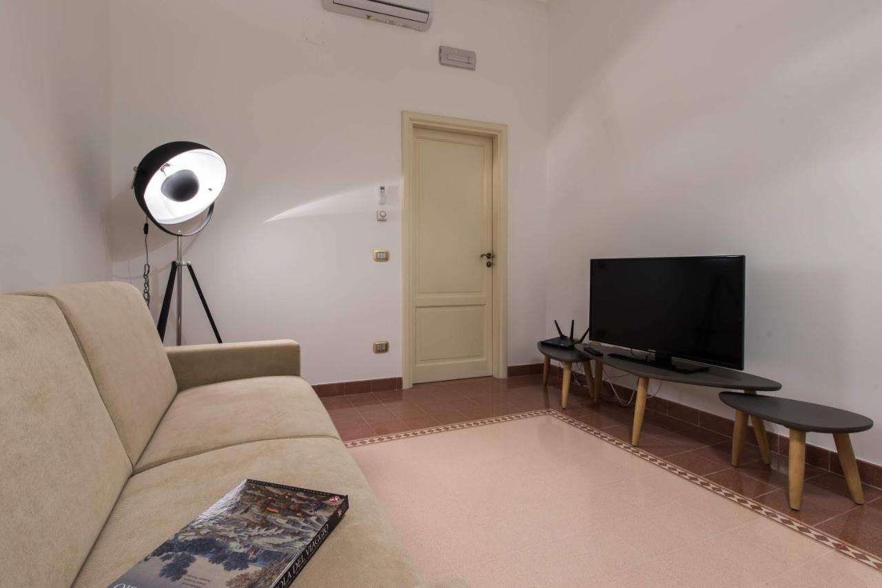 Duomo Seaside Deluxe Apartment By Ortigia Apartments Syracuse Buitenkant foto